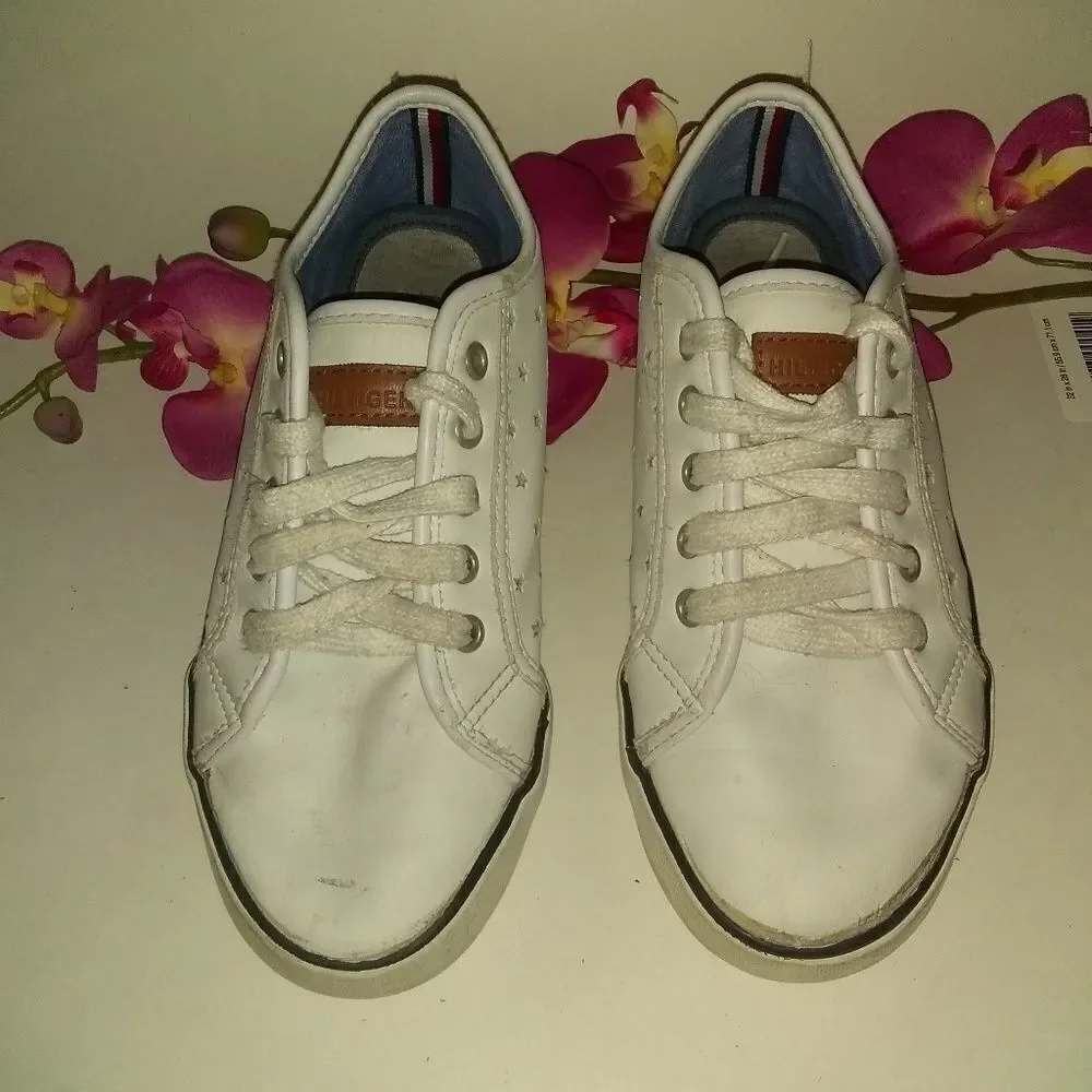 ⬇️⬇️⬇️Tommy Hilfiger Ashley Star Sneakers